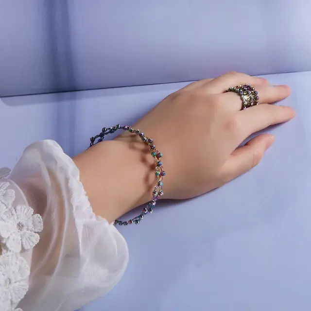 2 In 1 Magic Retractable Ring Bracelet Creative Stretchable Twist Folding Ring Crystal Rhinestone Bracelets Women Jewelry Gift 5