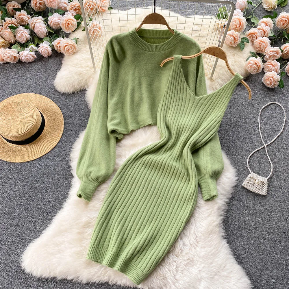 Chic Round Neck V Style Sweater Sets