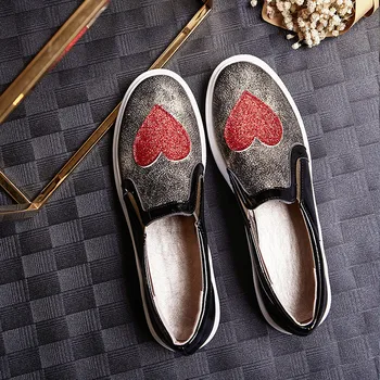 

2019 Spring Vintage Goth Loafers Women Creepers Platform Shoes Black Silver Ladies Slip on Flat Shoes Plus Size Flats