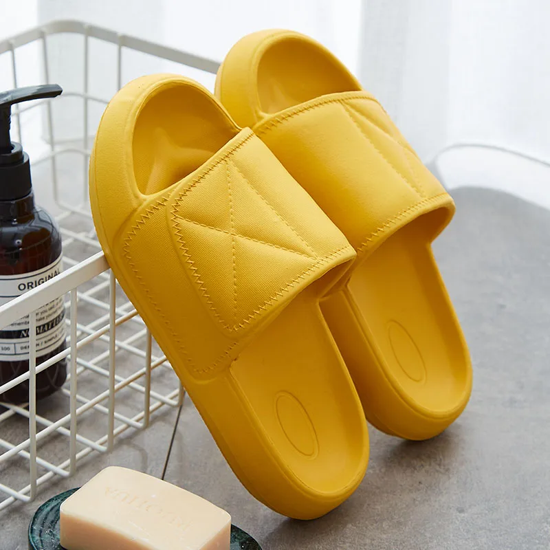 Couple Fashion Slippers Soft Slippers Comfort Slippers on Clouds