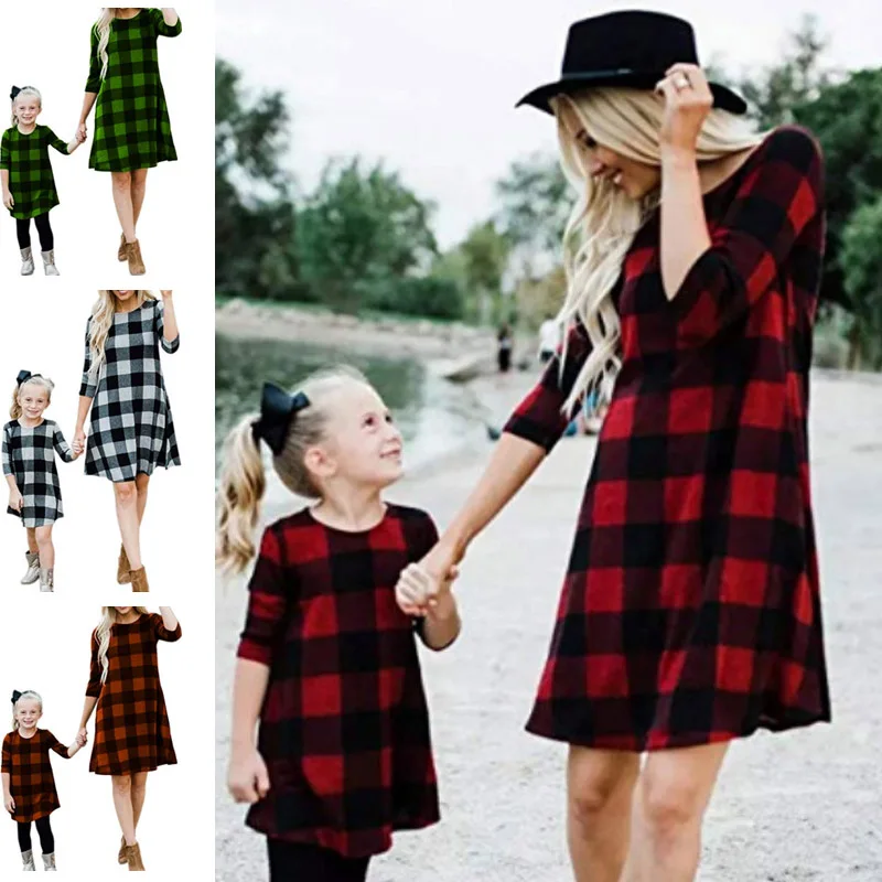 

New Seven Sleeves Match Mom And Daughter Dresses Plaid Clothing Family Matching Outfits Dress Mother Dresses Ladies Kids Clothes