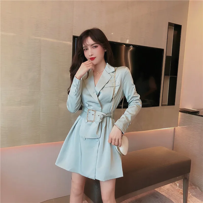 

Photo Shoot Net Price Video of Belt Long Suit Jacket