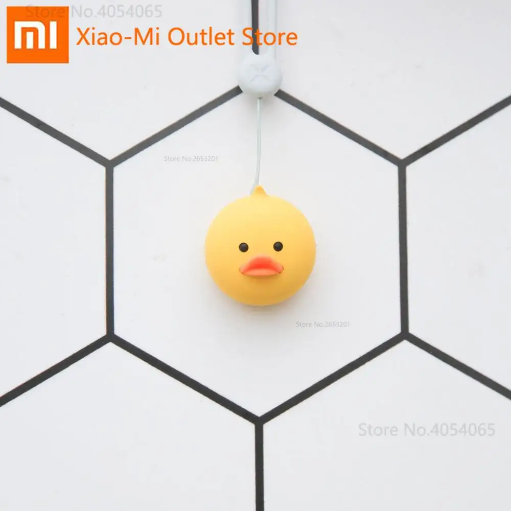 

Xiaomi Youpin Maoxin Bluetooth SelfTimer Bluetooth Remote Control One-Click Capture Compact Mini Cartoon Shape Data Line Lanyard