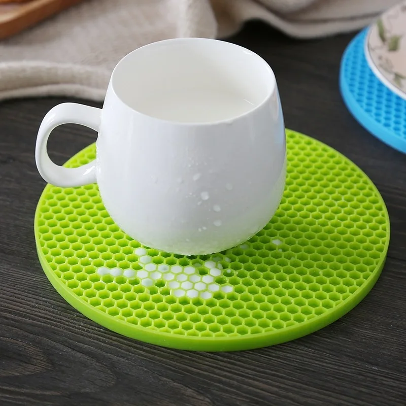 

14cm Hot Sell New Practical Silicone Holder Mat Kitchen Heat Non-slip Resistant Trivet Pot Tray Straightener Kitchen Tools