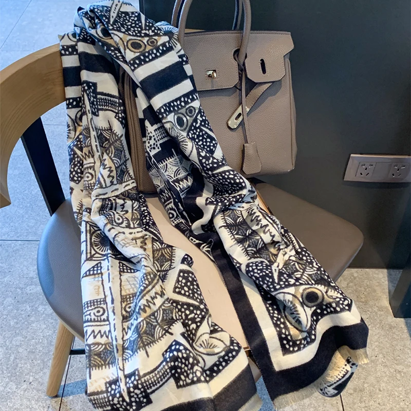 

Winter Cashmere Scarf Lady Design Luxury Brand Warm Pashmina Blanket Wraps Women Shawl Female Decoration Thick Foulard