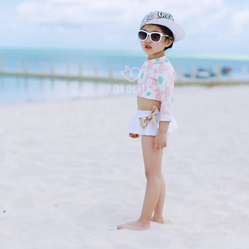 

2016 Children Two-piece Swimsuits GIRL'S Princess South Korea Girls' Shirt Small Children Hot Springs Bikini Swimwear