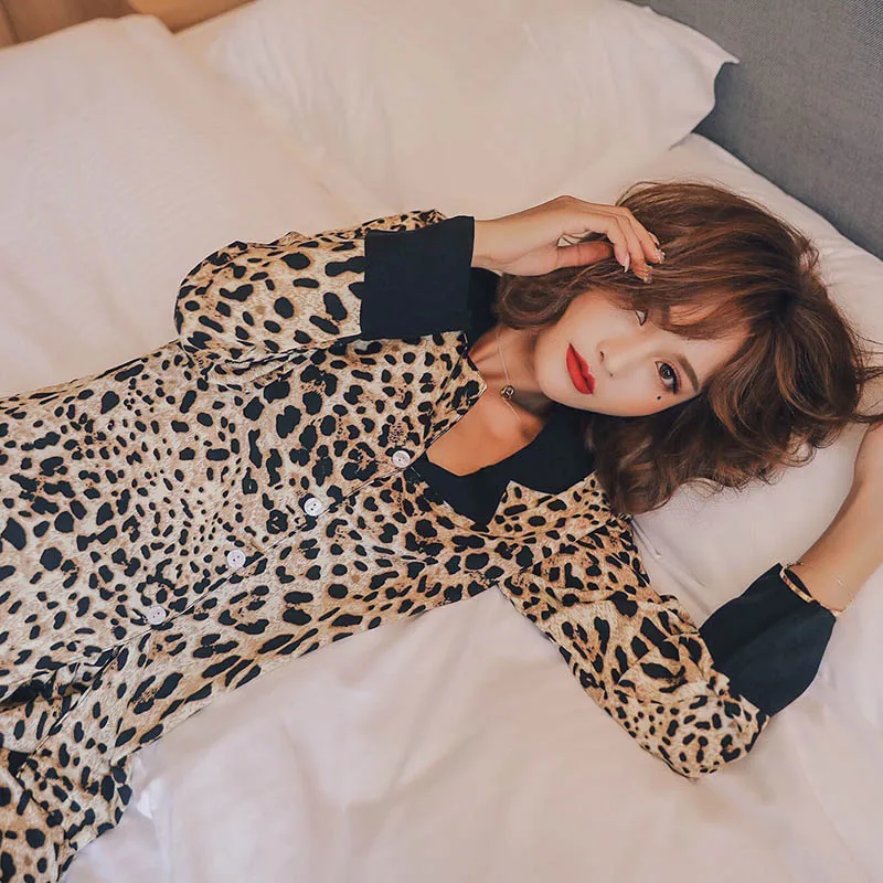 

Autumn Ladies Turn-down Collar Leopard Print Colorful Pyjamas Set Comfortable Soft Cotton Satin Long Sleeve Women Home Clothes