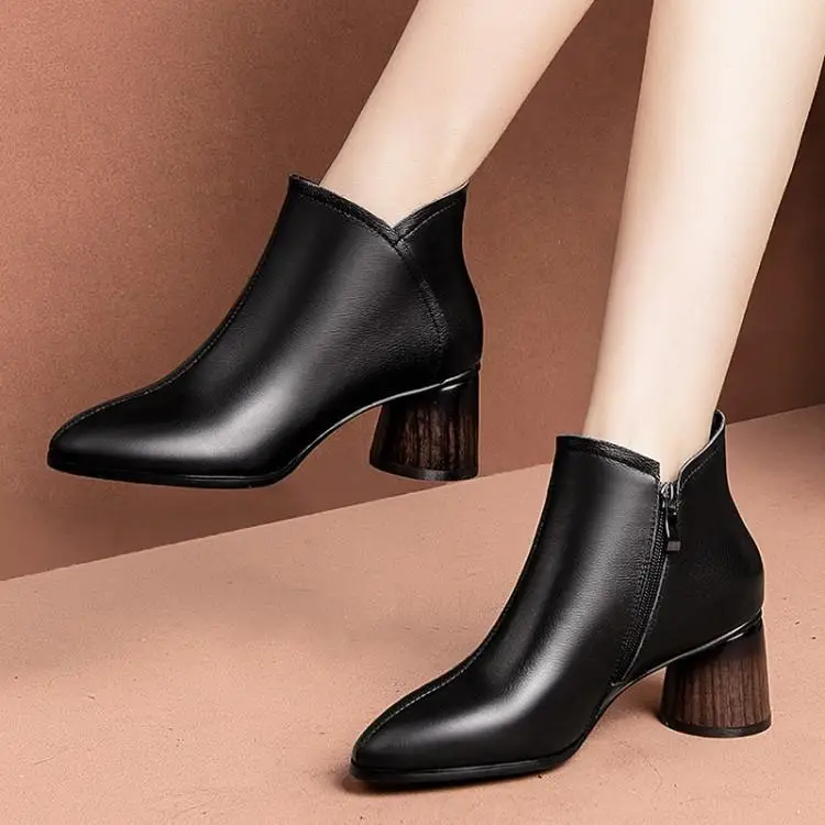 

Short boots bare female thick with leather boots side zippers Martin boots winter head layer cowhide