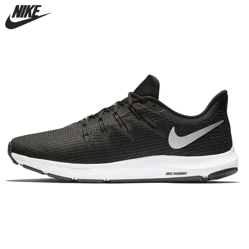 nike swift black running shoes