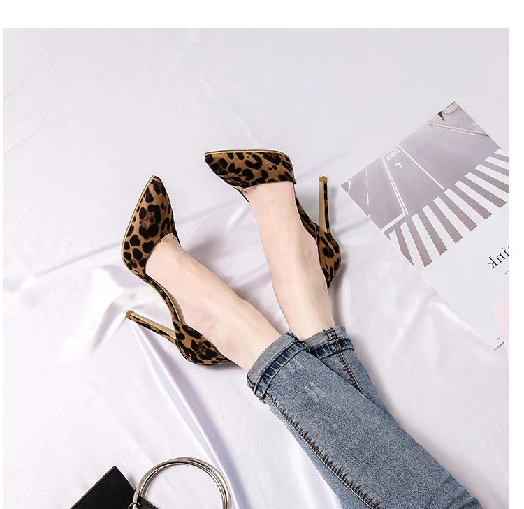 Осенняя пикантная женская обувь леопардовой расцветки элегантные туфли для офиса на высоком каблуке 6-10 см, женские Роскошные тонкие туфли с острым носком и принтом животных