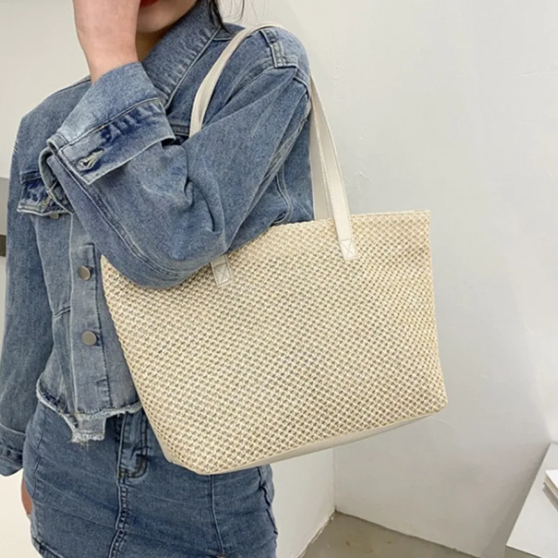 Round Straw Beach Bag Vintage Handmade Woven Shoulder Bag Raffia circle Rattan bags Bohemian Summer Vacation Casual Bags