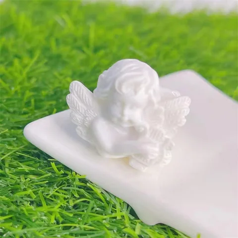 Newest Trendy Diy Luxury Dyeing Sculpture People Angel Baby White Acrylic Resin Ring For Women Girl Lucky Jewelry Punk Boho