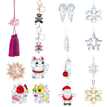 

2020 Exquisite New Bear Keychain Snowflake High Heels Angel Wings Lion Dance Crystal Car, Home Accessories Decorative Ornaments