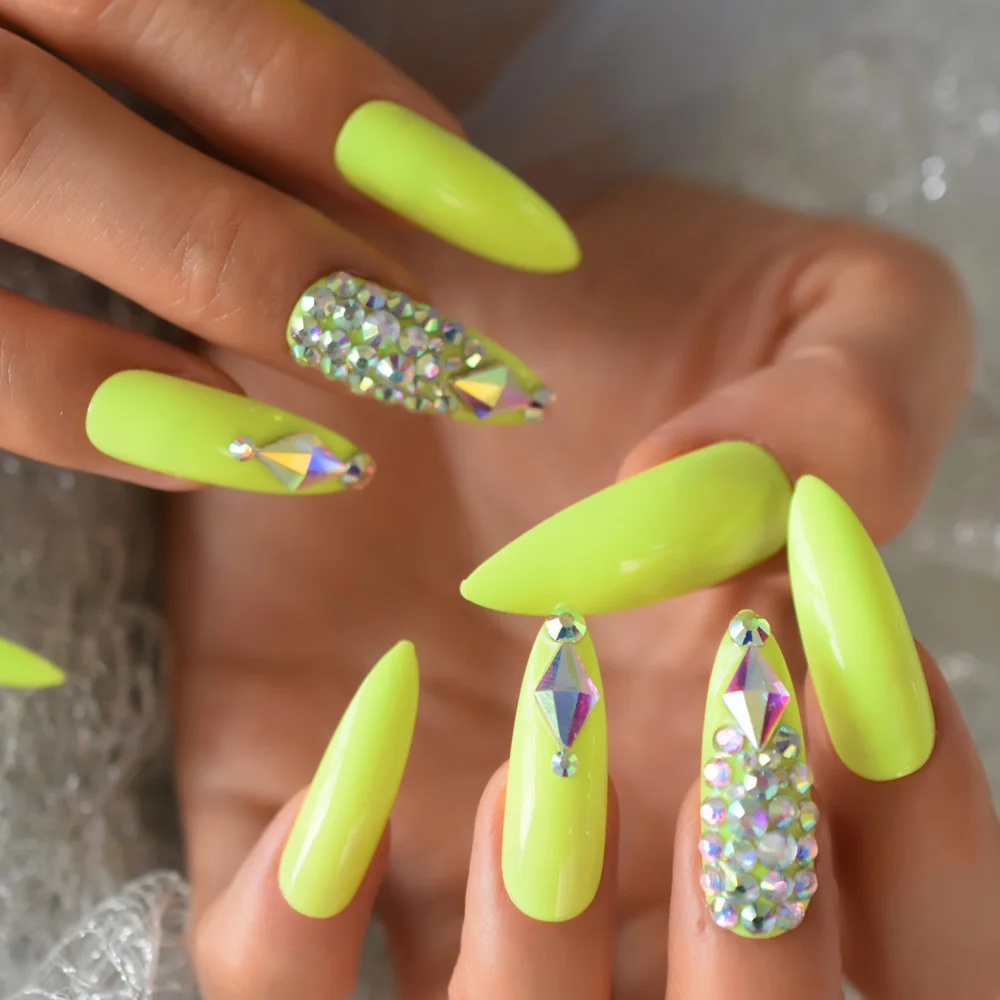 False Nail Stiletto European Style Extra Long Fingernails Shining  Rhinestones Nail Art Design Green Press On Nail Tip - False Nails -  AliExpress