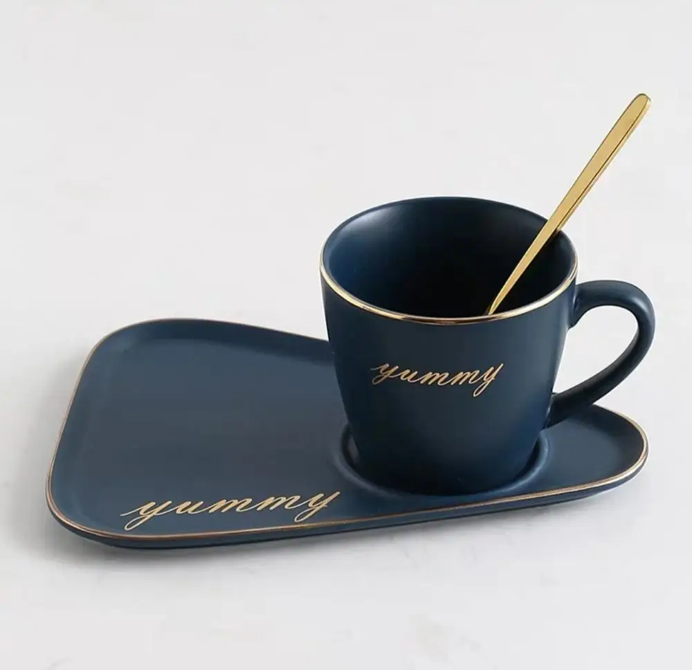 dark blue set B Скандинавская керамическая кофейная чашка с ложкой и блюдцем, набор креативных европейских роскошных чашек для завтрака, закусок, послеобеденного чая, набор посуды с поддоном - Цвет: dark blue set B