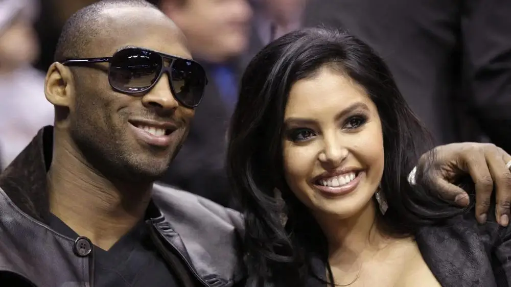 Алмазная Картина Звезда Коби Брайант и его с мехом жена вышивка крестиком