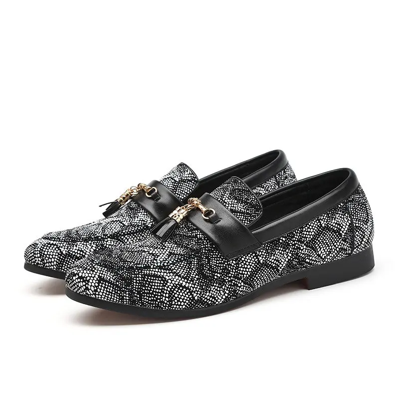 

Designer Fashion Men Red Loafer Shoes Tide Slip On Tassel Casual Shoes Man Snake Pattern Driving Shoes Plus Size 38-48