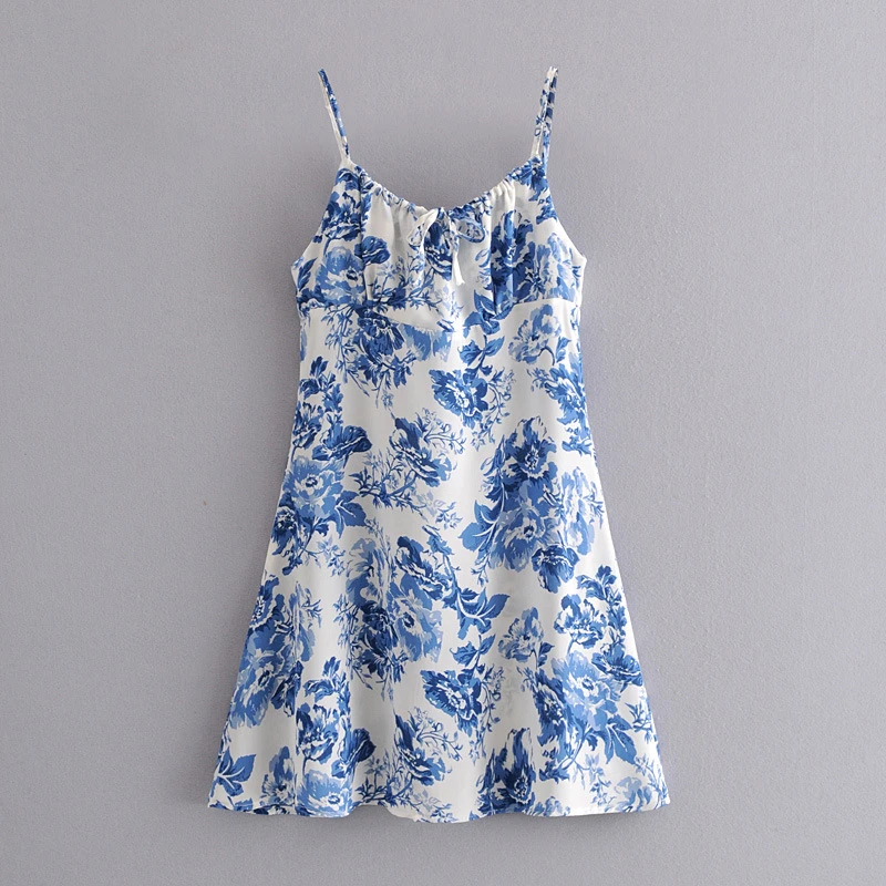 lady blue clothing store