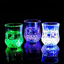 Бар Ktv пивная кружка индукционный светильник цвета радуги светодиодный в форме ананаса чашка для праздников и вечеринок