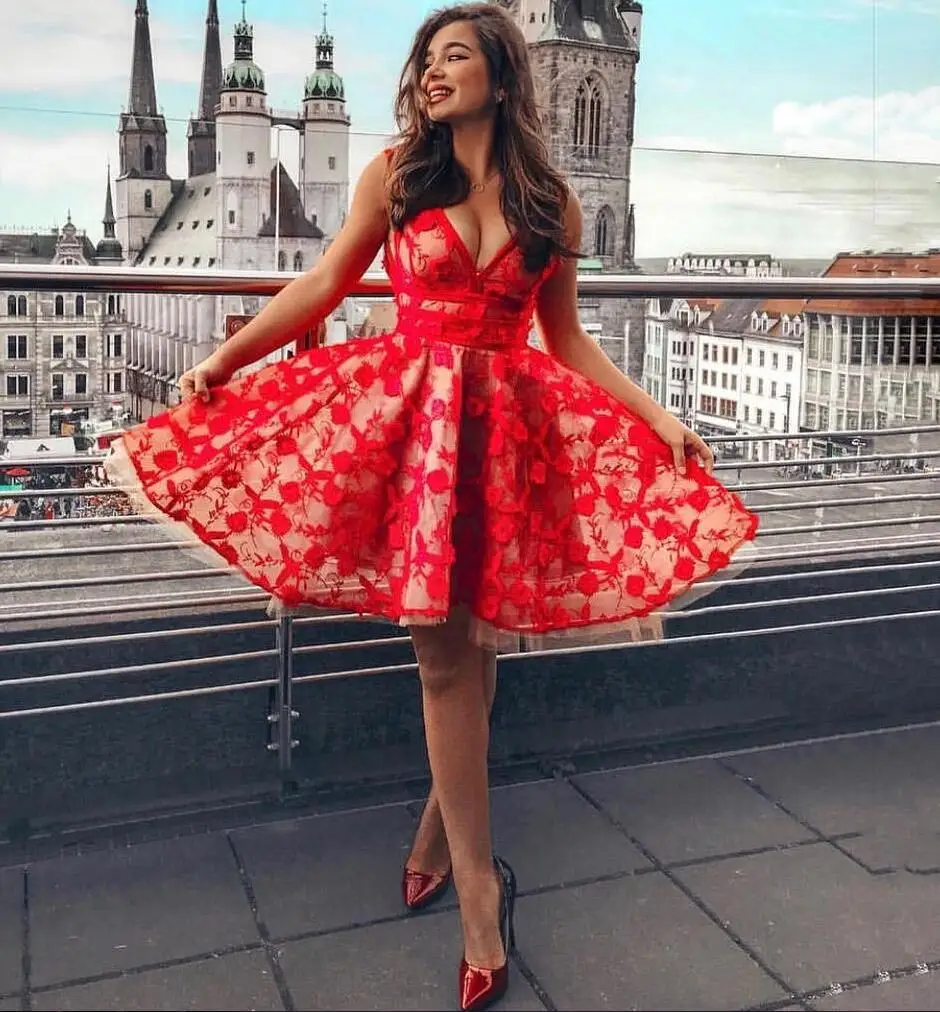 New Arrival Sexy Sleeveless V Neck Red Lace Pleated Women Bandage Dress 2019 Designer Fashion Party Vestido | Женская одежда