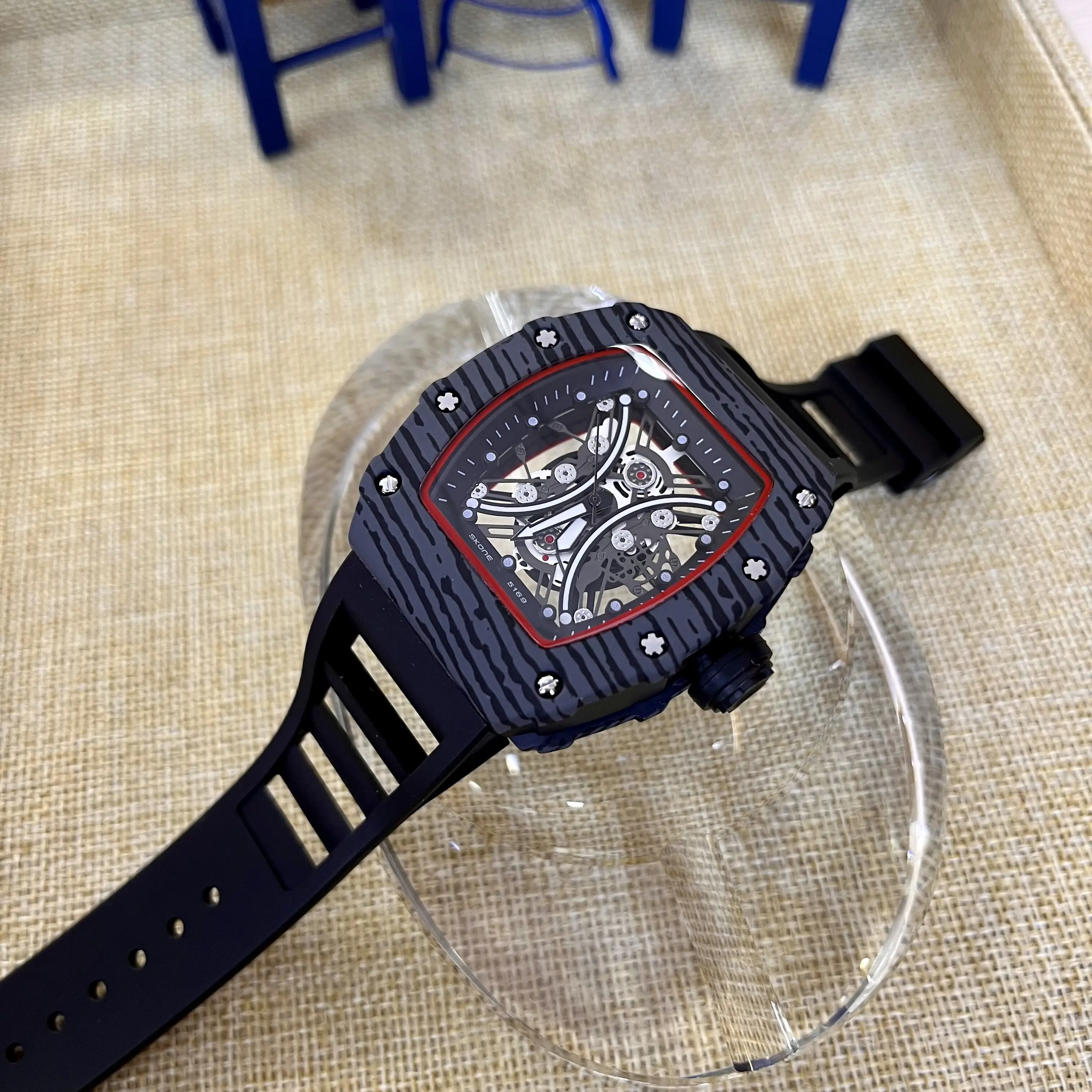 wine barrel style men's sport watch 