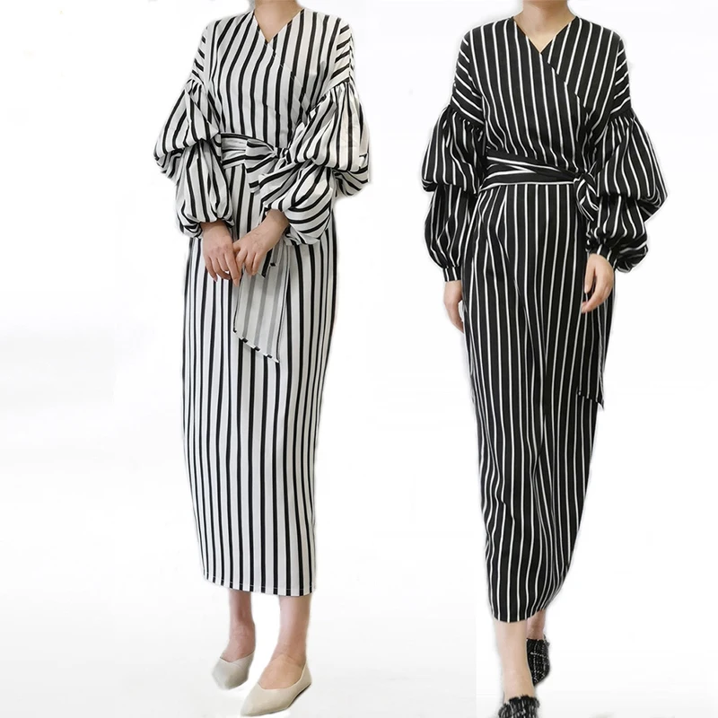 9346754978_341398406