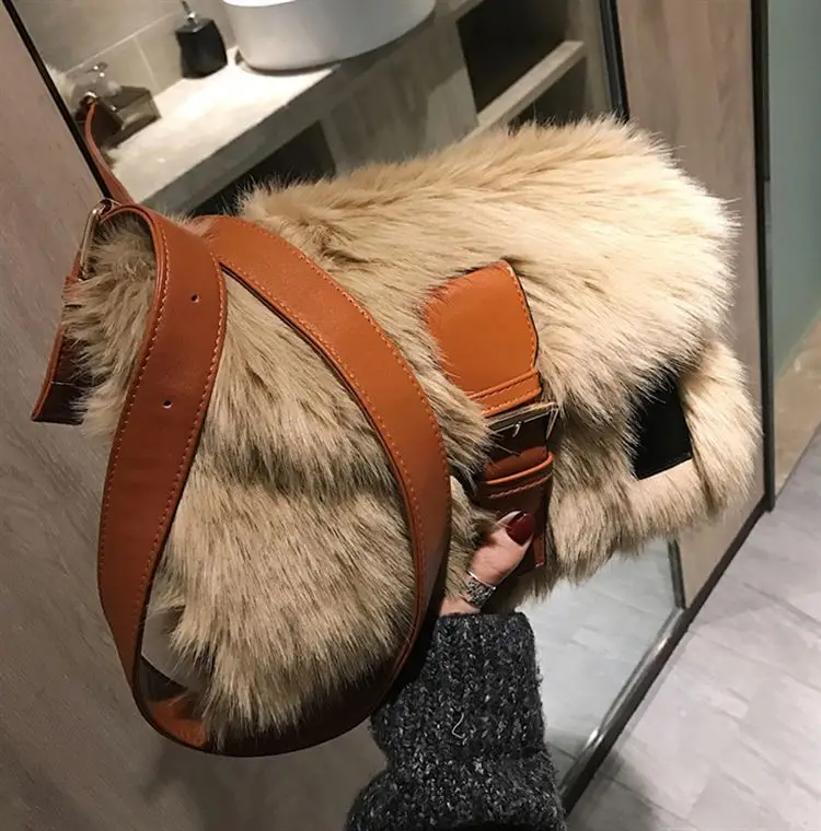 Winter Fashion New Sweet Girl Square bag High quality Soft Plush Women's Designer Handbag Casual Shoulder Messenger bag