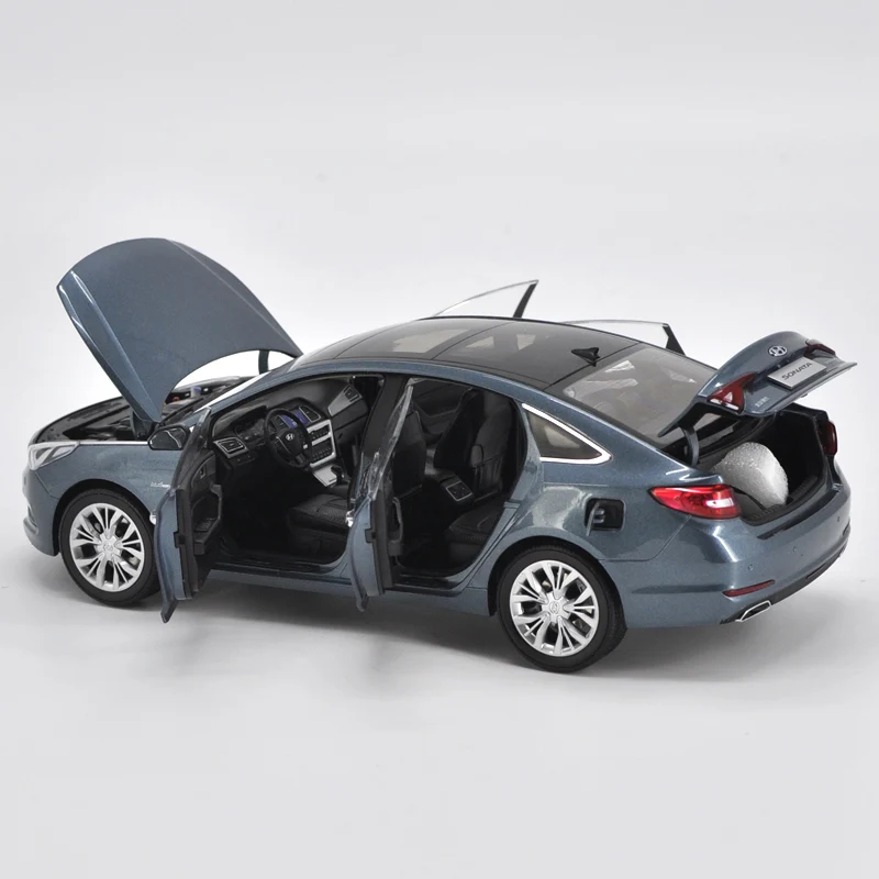 1:18 HYUNDAI 9th Sonata модель автомобиля статическая высокая имитация металла с