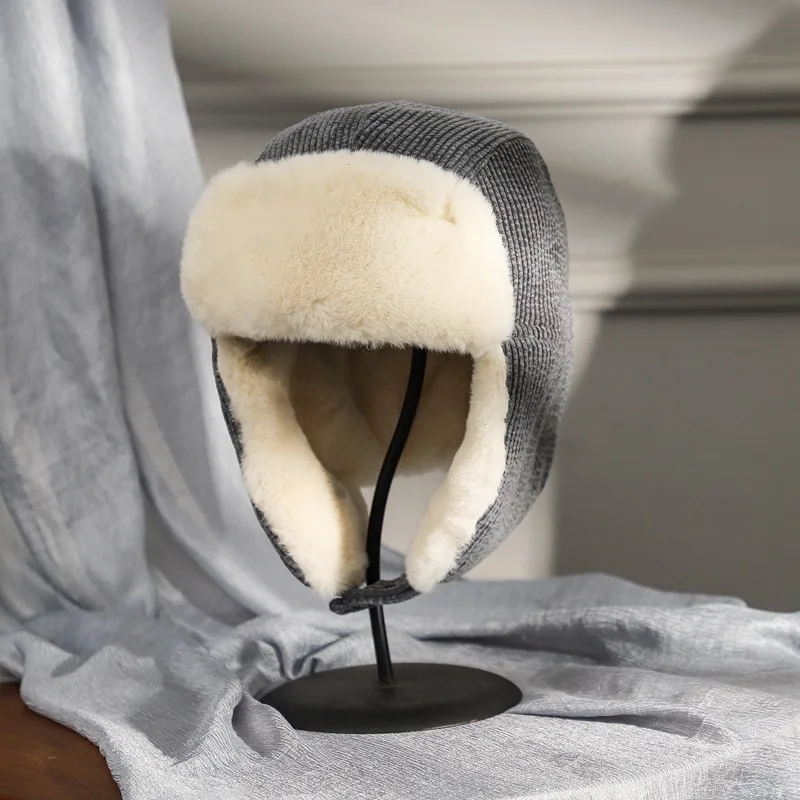 Шапки-бомберы женские зимние уличные утолщенные студенческие рукава защита ушей сохранение тепла для верховой езды ветрозащитная шапка из хлопка - Цвет: Серый