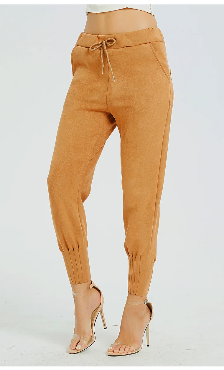 12111305152_1170786358