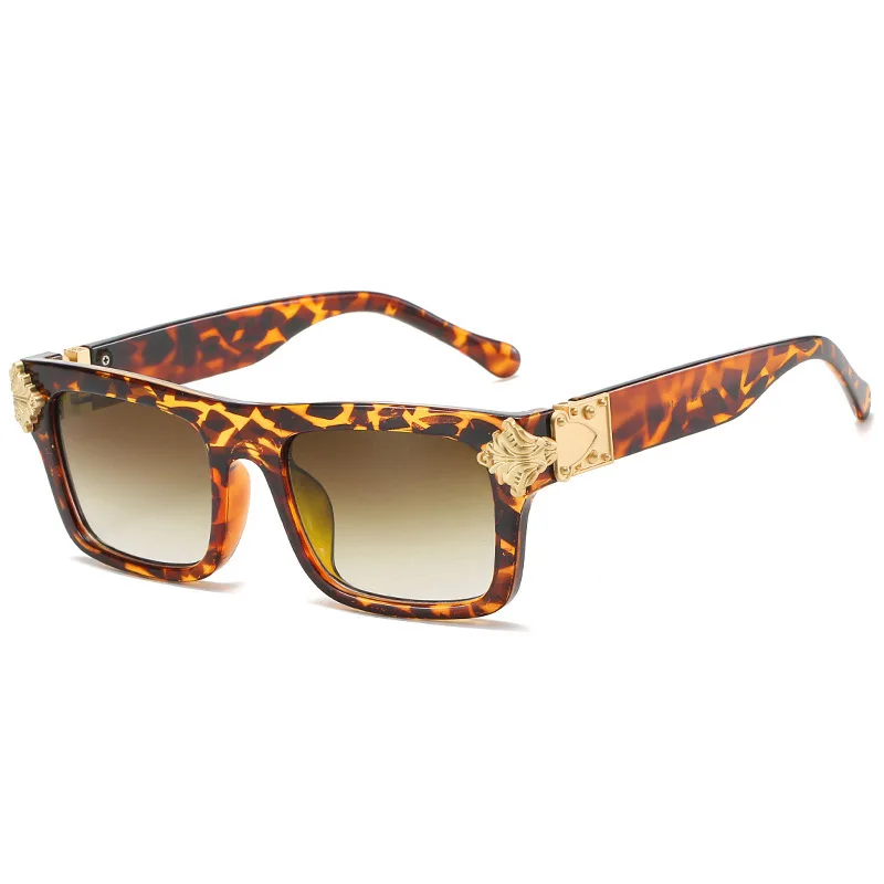 13518409523_1674527077