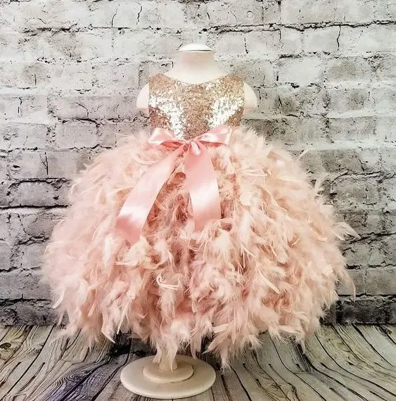 

Lovely Pink Feather Girls Dresses Princess Ball Gowns Feather Ruffle Bottom Luxury Feather Girls Photosshot Dress Custom Made