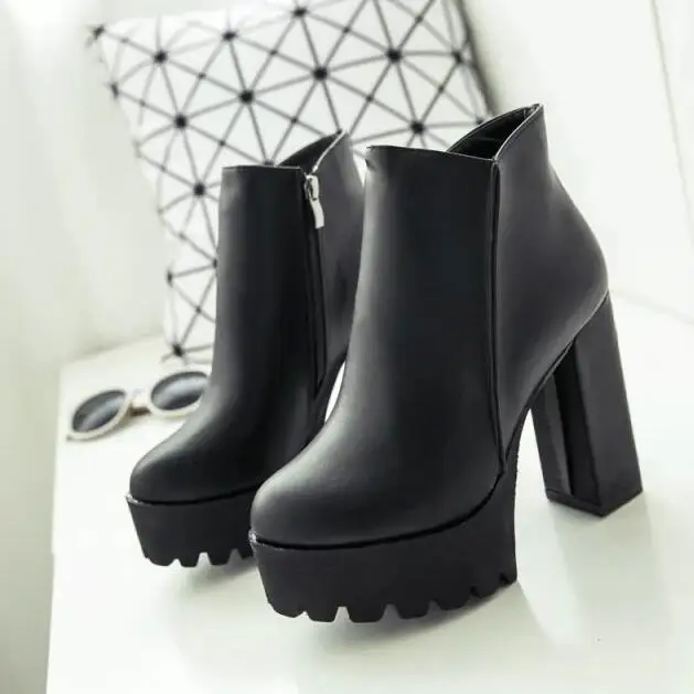 Прямая ; пикантная обувь на очень высоком каблуке; женские Ботинки martin с круглым носком; женская обувь на платформе и толстом каблуке; ботильоны - Цвет: Черный