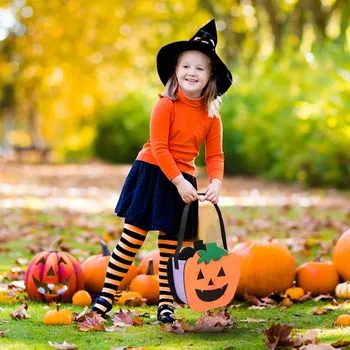 

4Pcs Adorable Cartoon Gifts Candy Felt Bags Trick or Treat Kids Bags