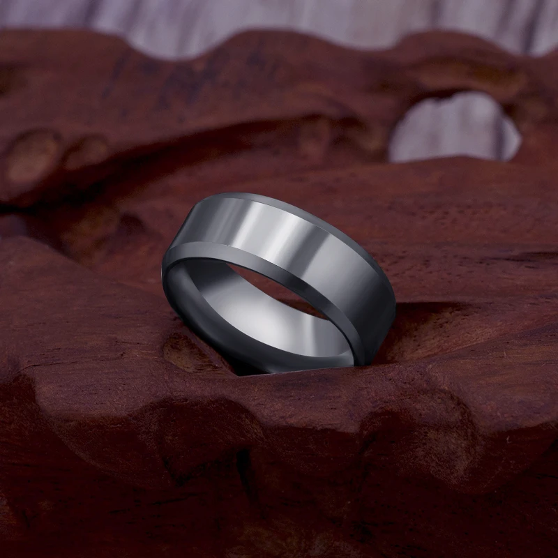 2025 Fashion Style Herren modischer schwarzer 8mm Edelstahlring, Damen Ehering und Abendring_voghion.com