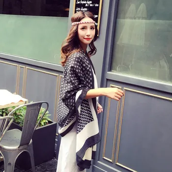 

Summer Black And White Geometry Printing Scarves Beach Sunscreen Shawl Female Long Scarf Women 2019 Tourism Head Hijab Bandana