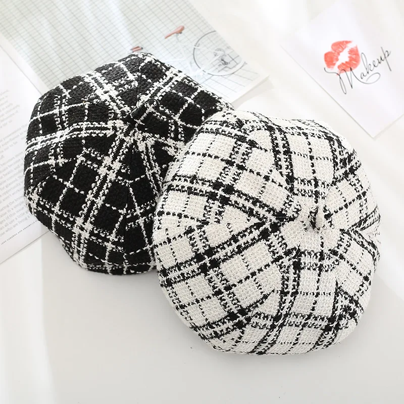 Casquette осень-зима новые черно-белые клетчатые береты Женские Британские художники шляпы восьмиугольная кепка