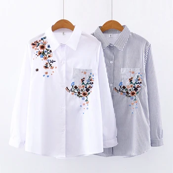 

2020 New Spring Korean Style Turn Down Collar Women's Blouse Shirt Flowers Embroidery Blouse Casual Tops Female Blouse Clothing