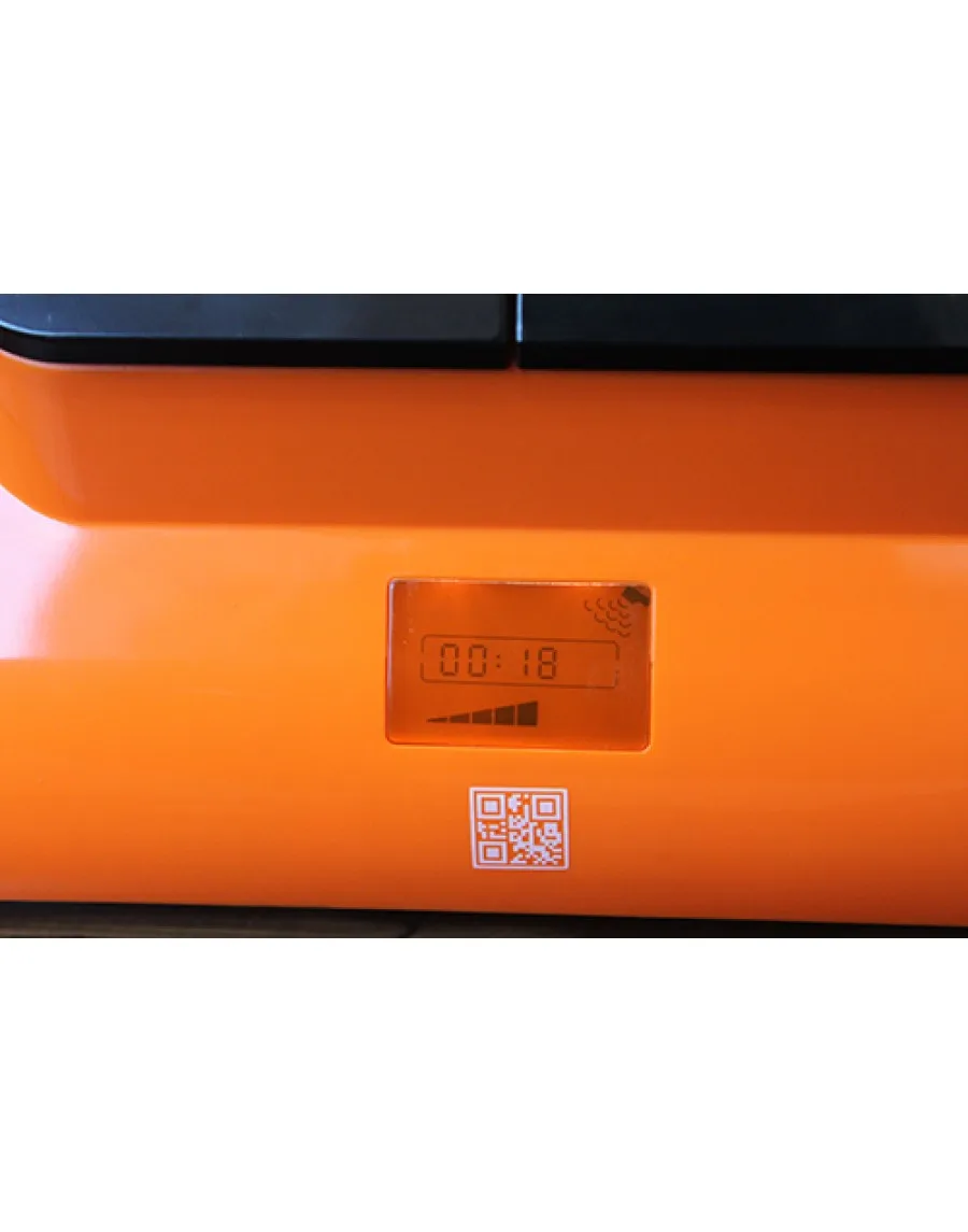 Deluxe orange. Deluxe orange