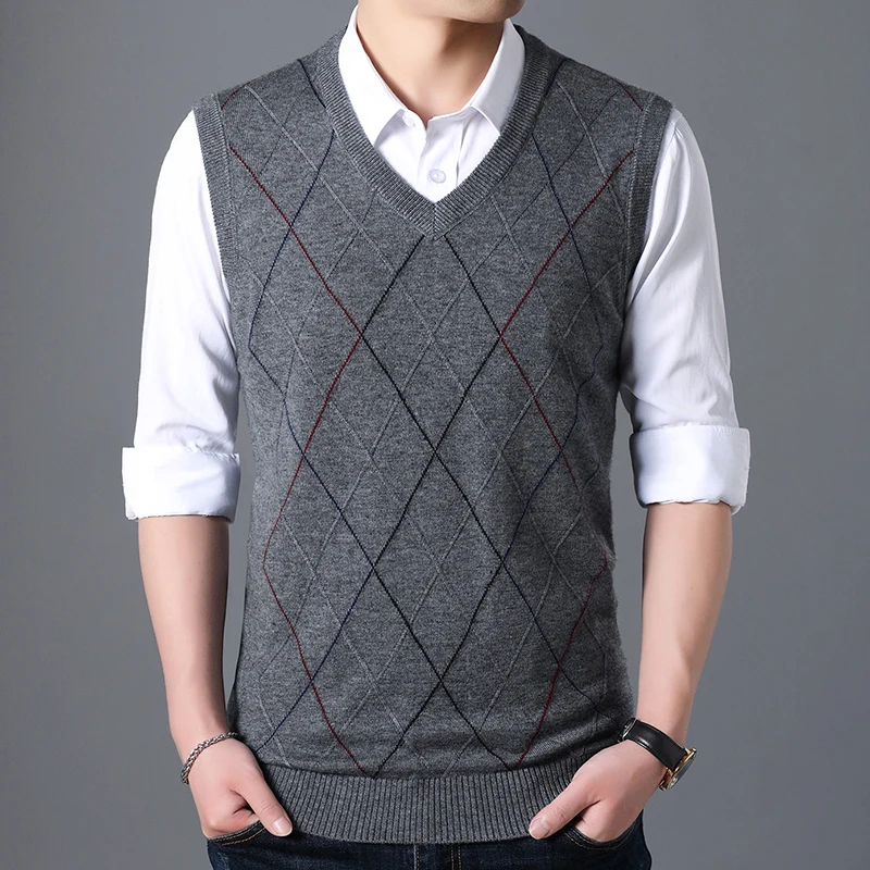 Новые модные брендовые свитера, мужской кардиган, жилет с v-образным вырезом, приталенные вязаные Джемперы, осенняя повседневная мужская одежда без рукавов в Корейском стиле