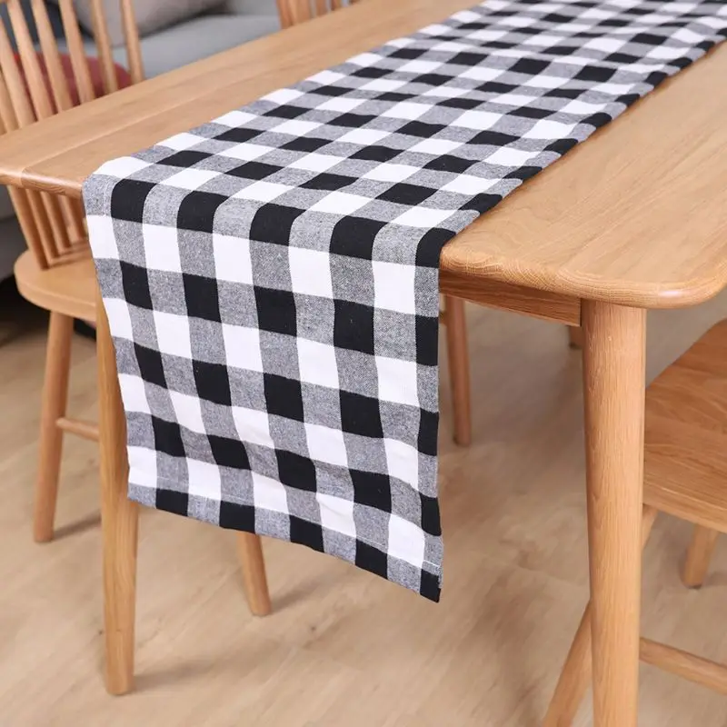 

Rectangular Christmas Table Runner Classic Contrast Color Plaid Checked Patterns Tablecloth for Holiday Home Party Decoration