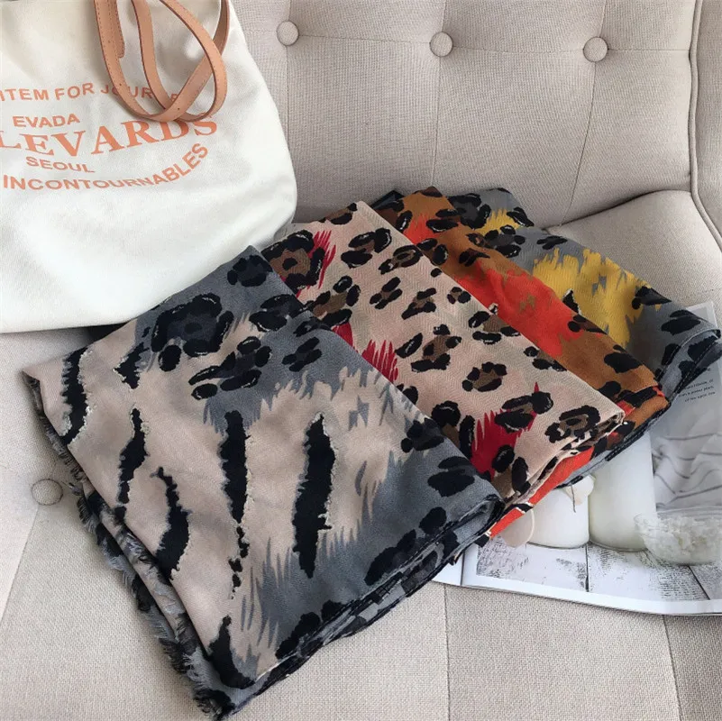 Autumn Fashion Lurex Leopard Patchwork Viscose Shawl Scarf High Quality Wrap Glitter Pashmina Stole Bufandas Muslim Hijab