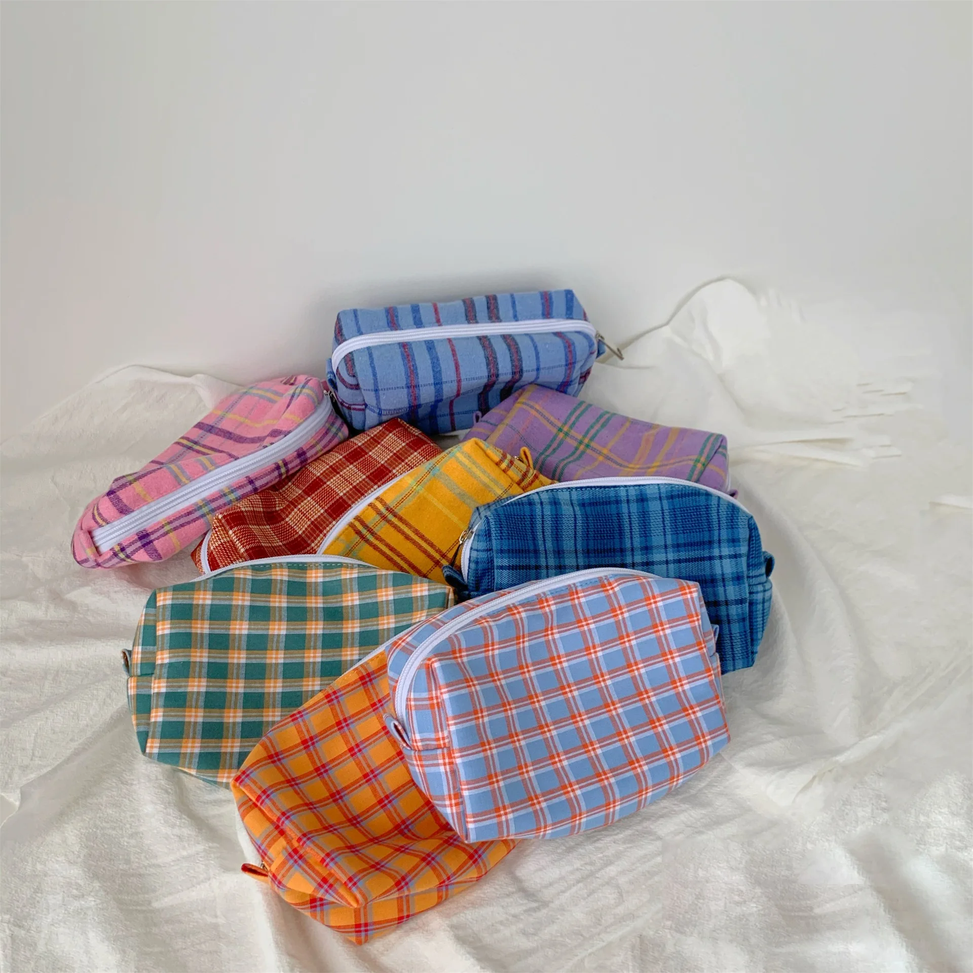 Fashion Cotton Cosmetic Bag For Make Up Plaid Necessarie Feminina Pouch Pillow Bags &amp Cases Travel Organizer | Багаж и сумки
