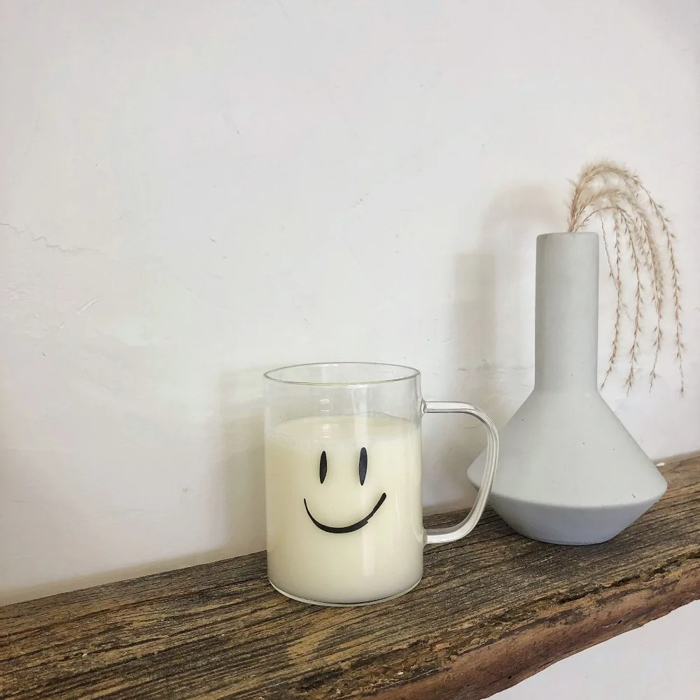 Ins Smile прозрачная стеклянная чашка с ручкой короткая модная домашняя офисная высокая термостойкость счастливый подарок Рождественский подарок