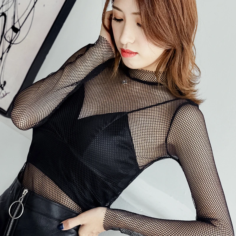 Top de malla de rejilla para Mujer, camisetas negras de manga larga, blusa Sexy de encaje Floral, moda Elegante, transparente, Vintage, 2021
