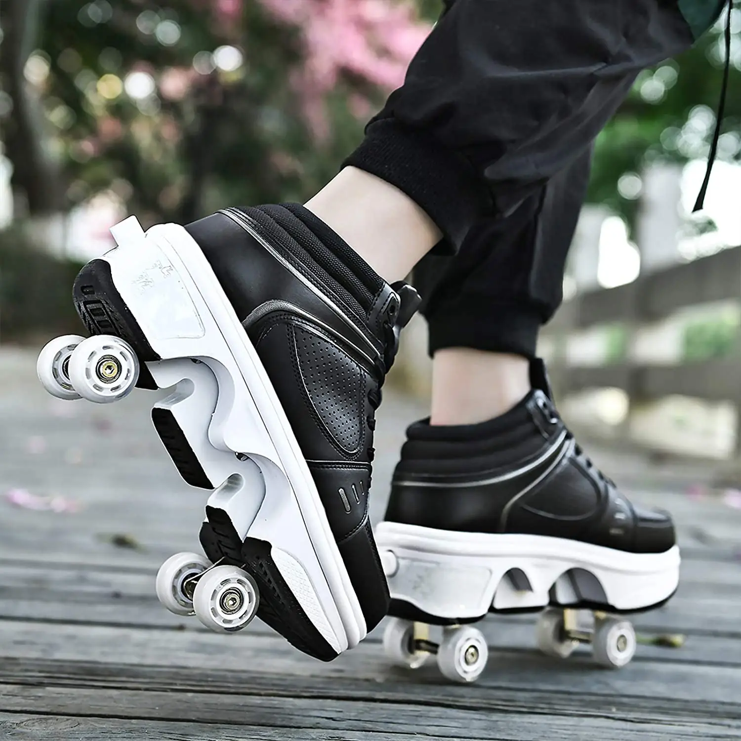 Les chaussures décontractées deviennent des patins à roulettes en une  seconde. Patins à roulettes à double usage à quatre roues Patins à roulettes