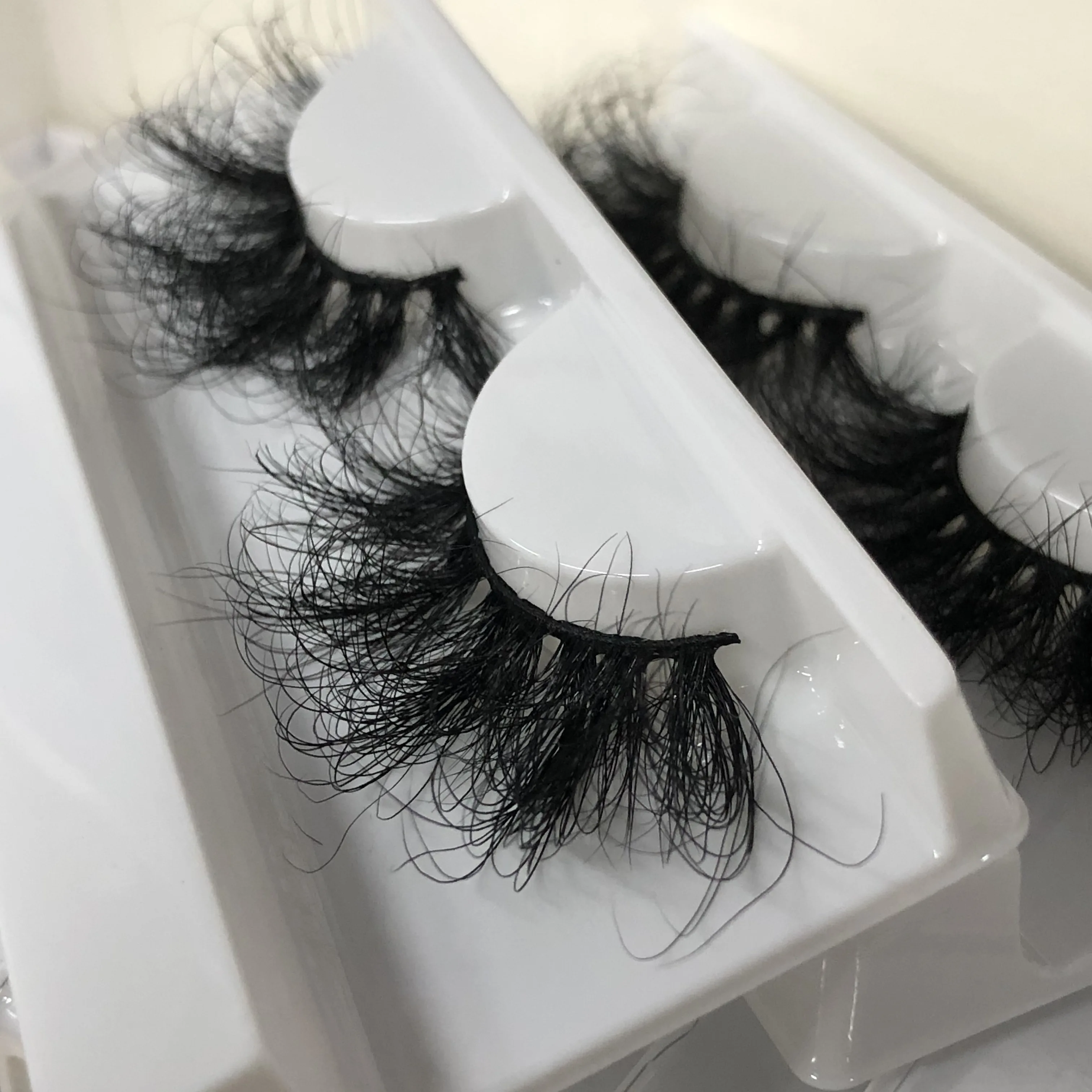 Buzzme 25mm Extra Long Eyelashes Volume Mink Lashes Dramatic Fluffy