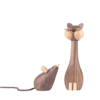 

Nordic Style Walnut Tree and Mouse Wooden Home Soft Decoration Decorative Zodiac Animal Puppet Ornaments Creative Gift