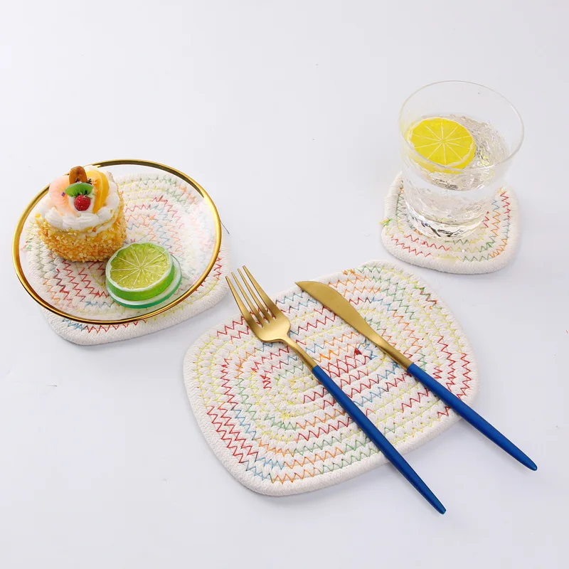 12569106933_1905837338