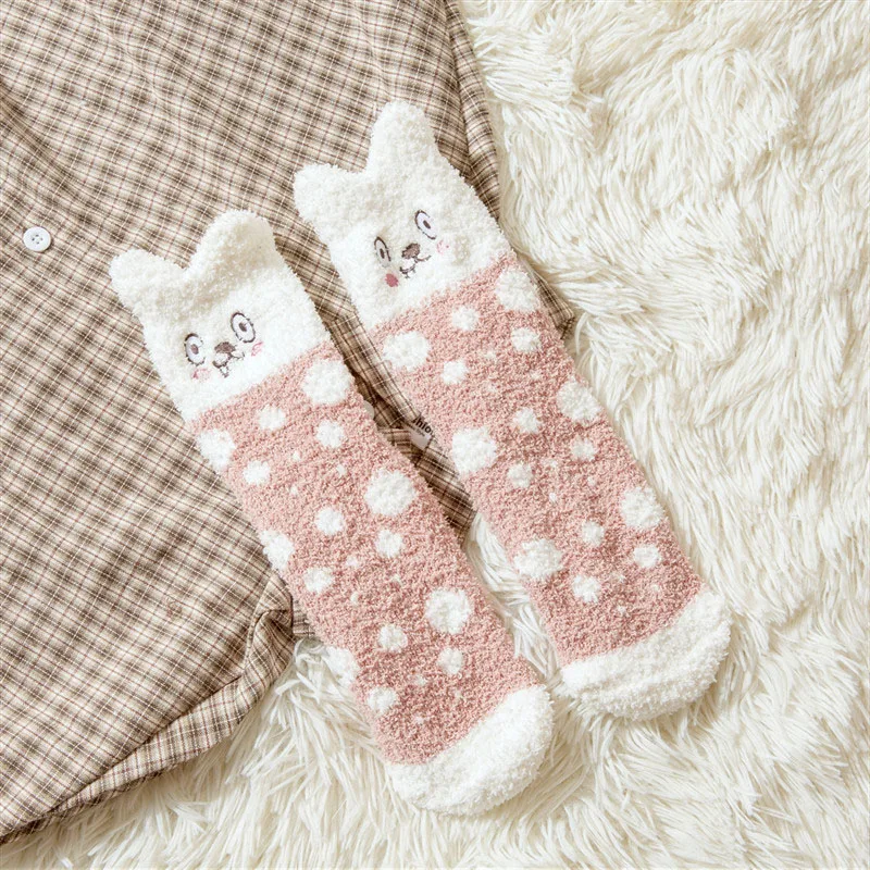 cartoon pink white Зимние женские теплые носки коралловые бархатные носки для девочек повседневные пушистые домашние носки-Тапочки - Цвет: cartoon pink white